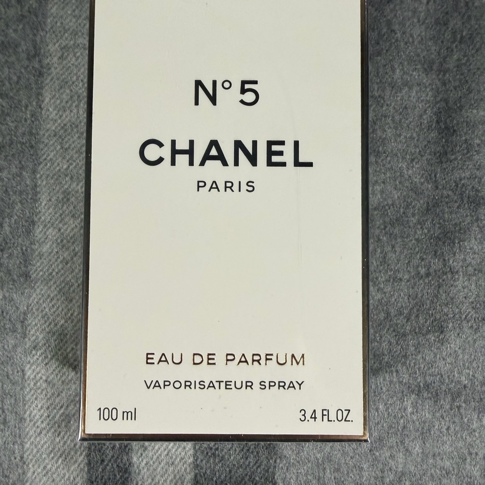 CHANEL No. 5 Vaporisateur Perfume